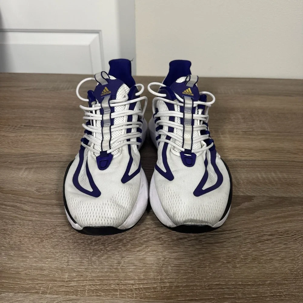 Adidas AlphaBoost V1 Washington Huskies White Purple Gold IE1036 Mens Size 11